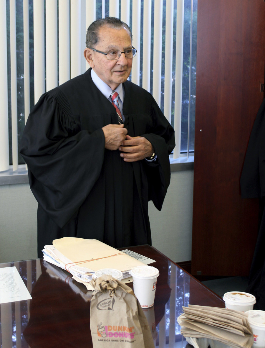 All Truth About Judge Frank Caprio Net Worth, Salary, Bio