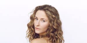 The Untold Truth About Jeff Goldblum's Wife Emilie Livingston