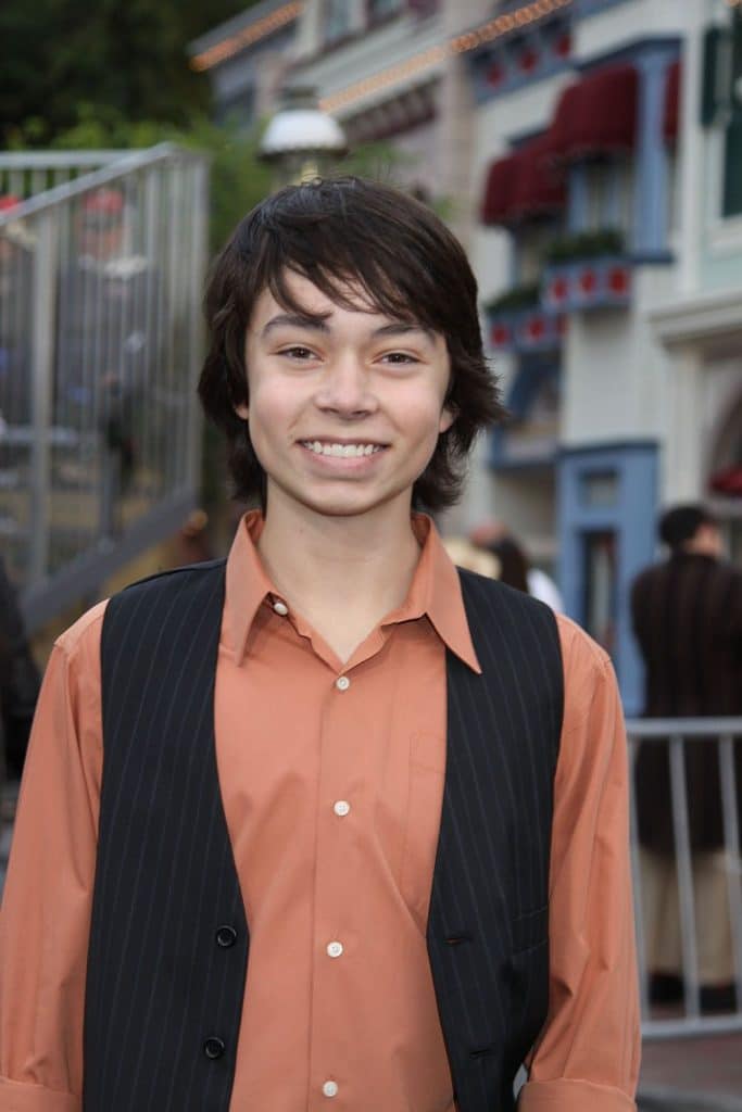 Noah ringer