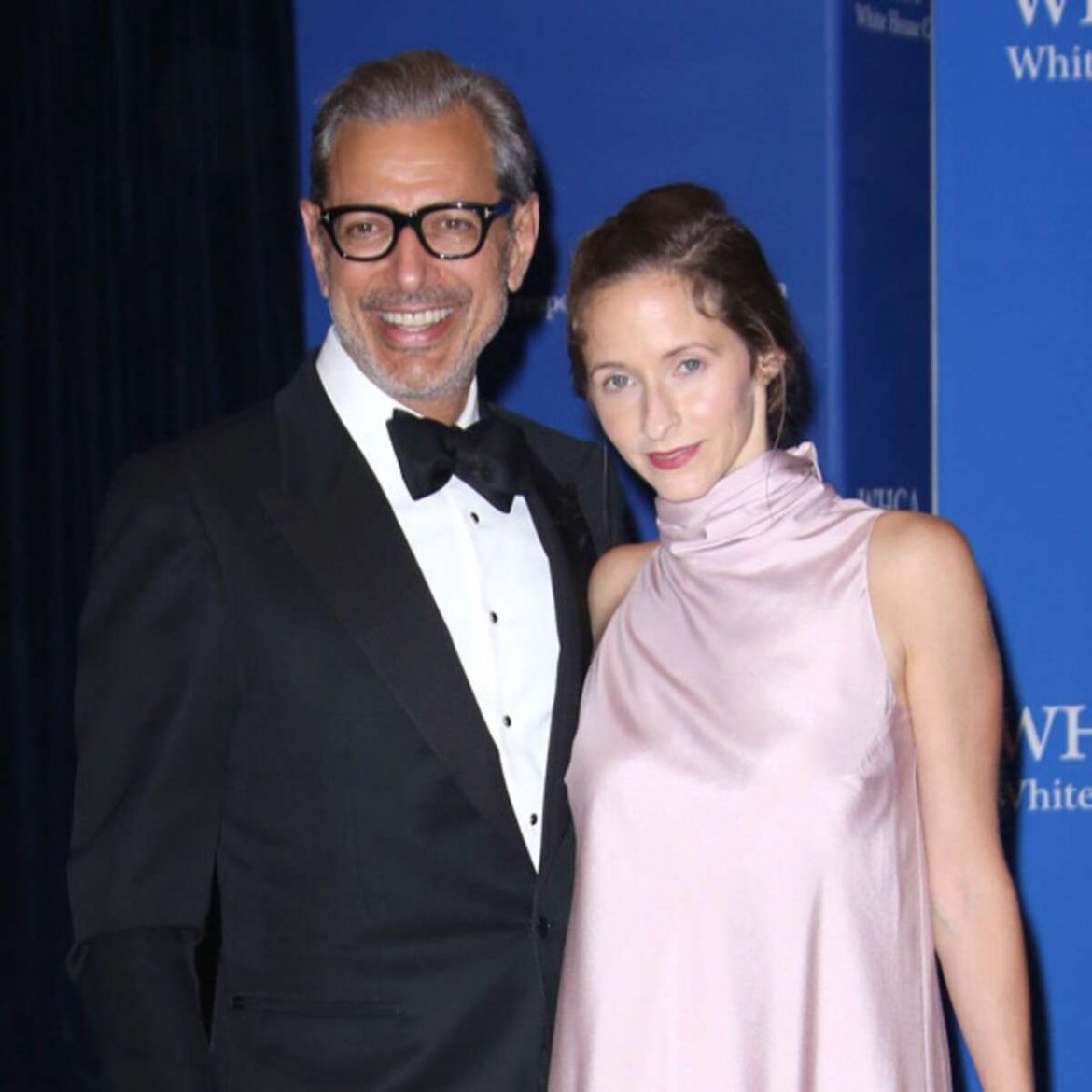 The Untold Truth About Jeff Goldblum's Wife Emilie Livingston