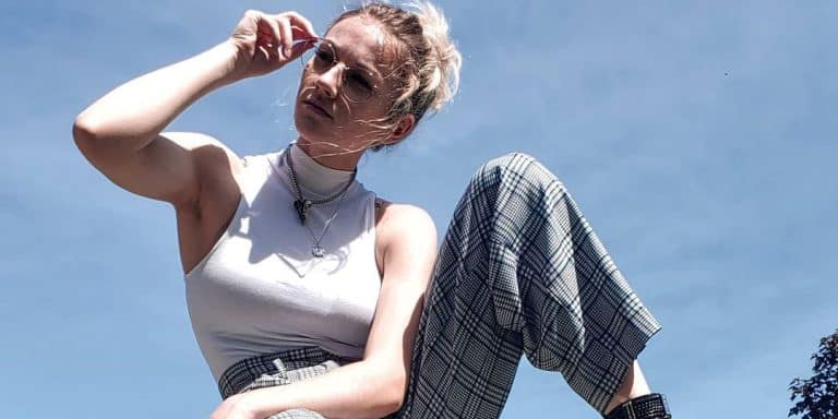 Who is Kruzadar? Real Name, Age, Boyfriend, Net Worth, Wiki