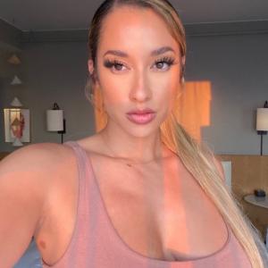 All About Nikki Blades: Age, Height, Boyfriend, Parents, Net Worth