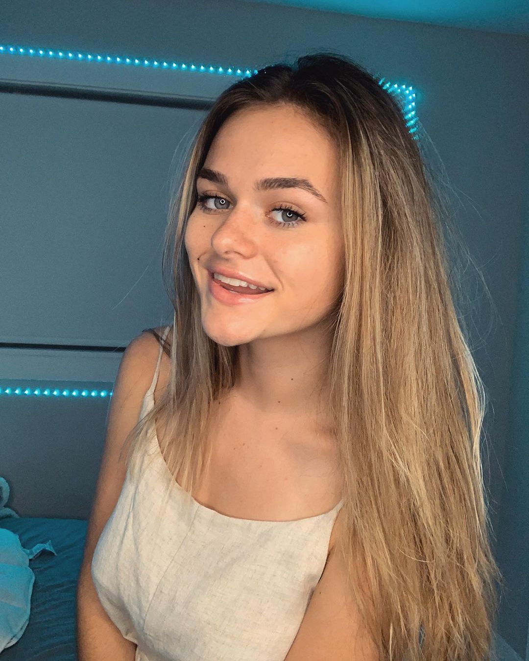 Megnutt02's Biography Age, Height, Boyfriend, Net Worth, Wiki