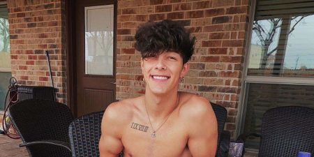 Who is Tayler Holder? Age, Height, Net Worth, Girlfriend, Biography