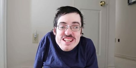 What condition does Ricky Berwick have? Net Worth, Age, Wiki