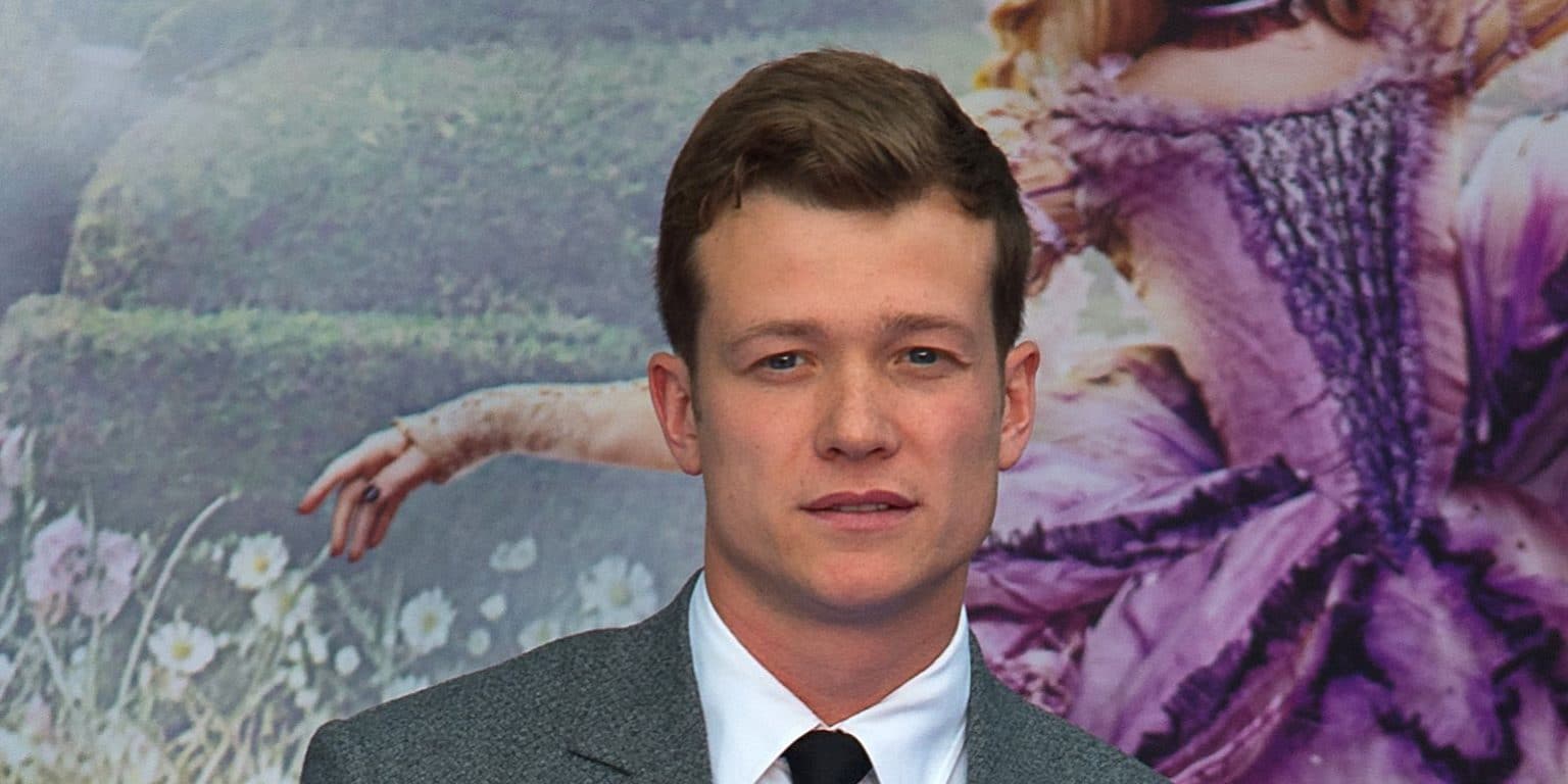 Ed Speleers (Outlander) Wiki Wife, Net Worth, Children, Height
