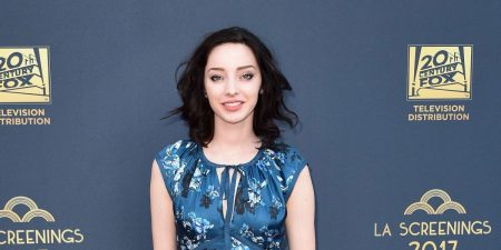 Emma Dumont’s Age, Height, Measurements, Dating, Net Worth