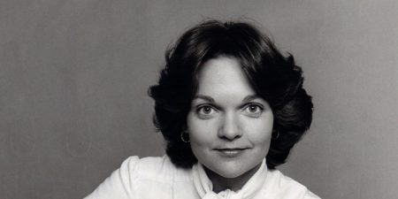 What is Pamela Reed doing now? Net Worth, Husband, Wiki