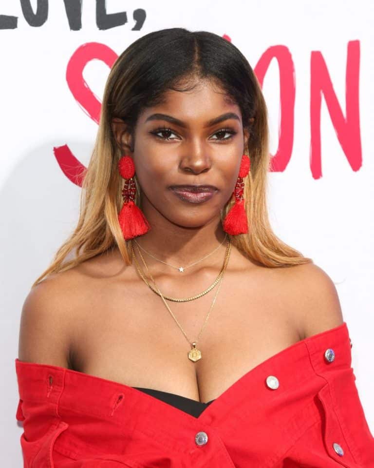 Who is the singer and actress Diamond White? Net Worth, Husband