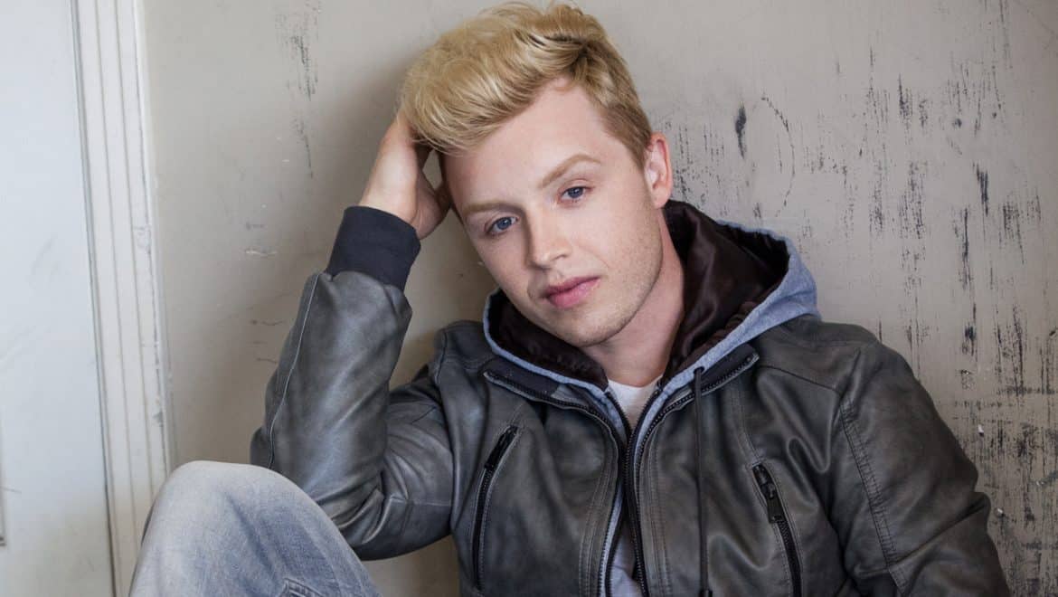 Noel Fisher s Height Net Worth Relationships Family Is He Gay 