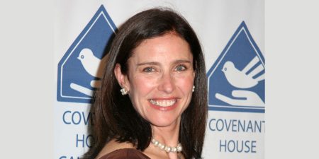 Naked Truth About Mimi Rogers: What is she doing today? Wiki