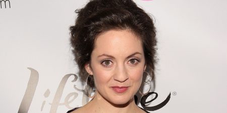 How Much does Kali Rocha earn? Age, Ethnicity, Husband, Children