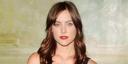 What is Jessica Stroup doing today? Net Worth, Husband, Height