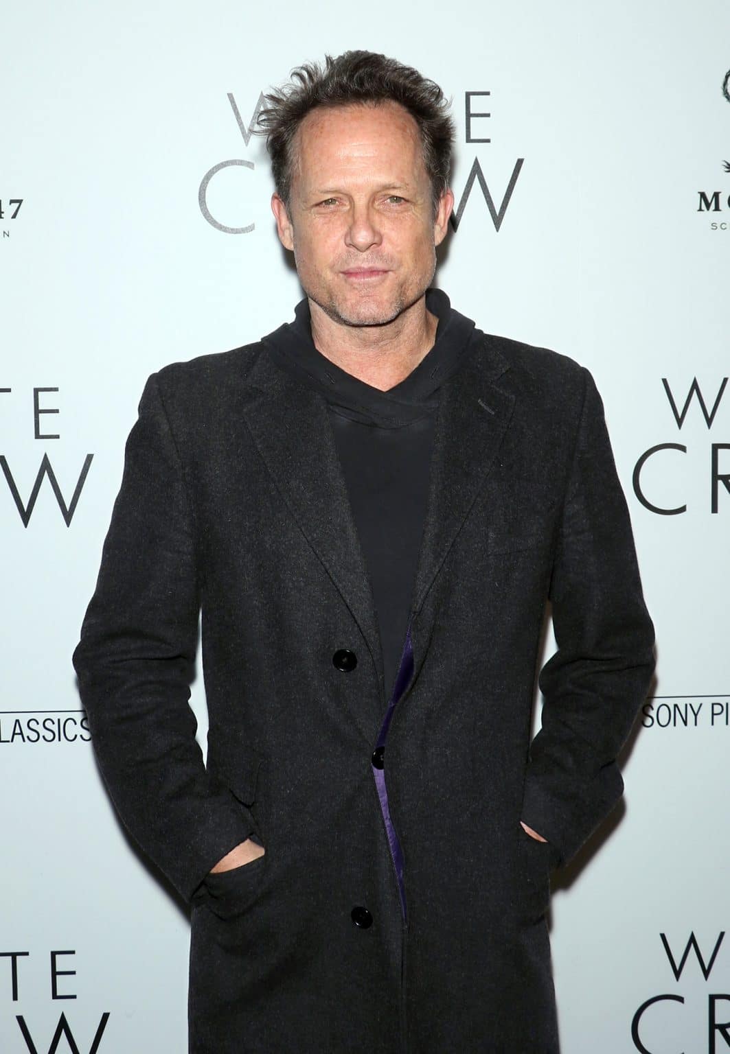 Dean Winters' Net Worth, Partner, Wife, Height, Age Biography