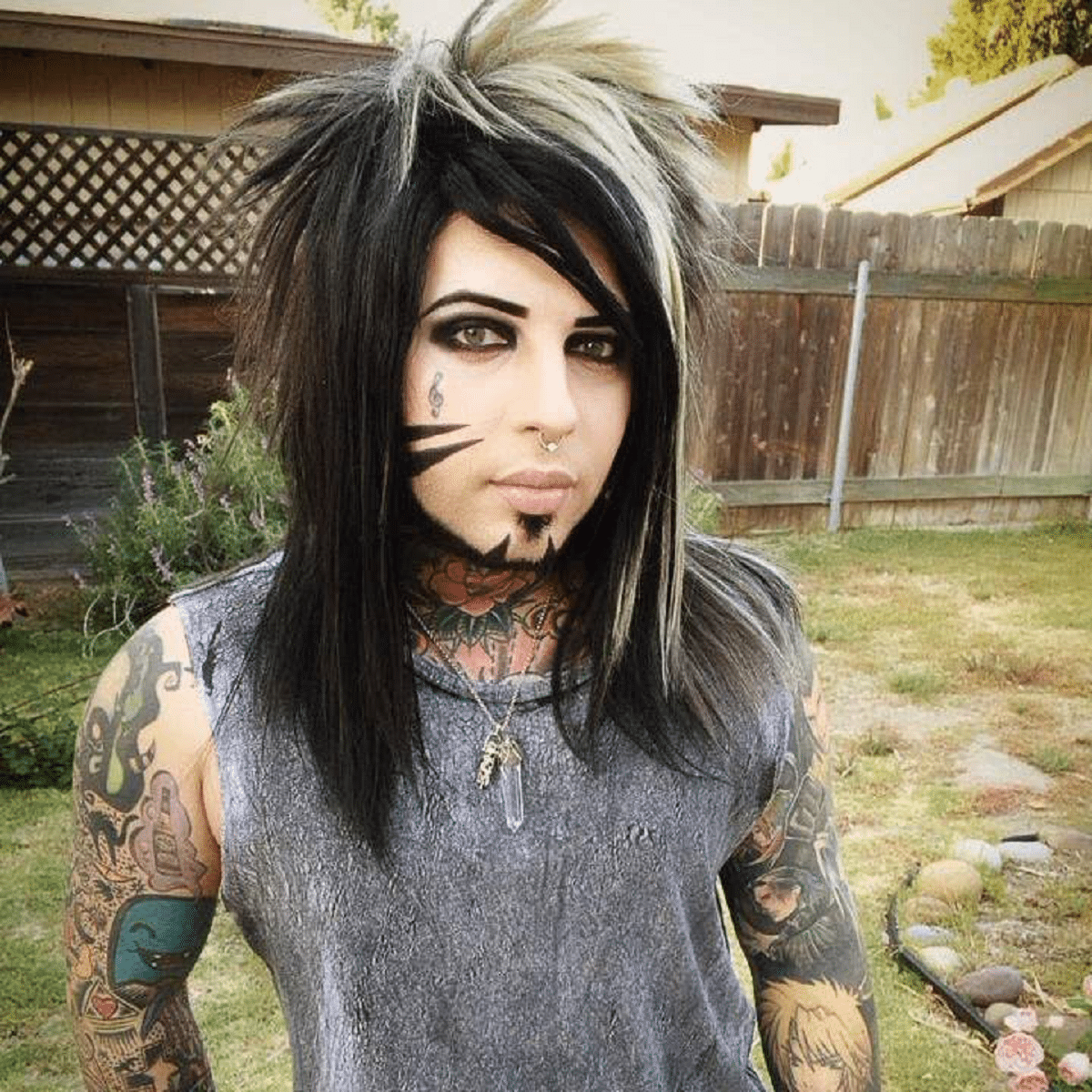 Who is Dahvie Vanity? Age, Height, Net Worth, Girlfriend, Wiki