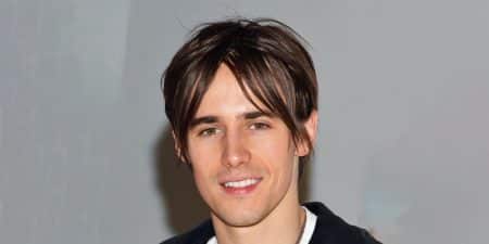 Who is Reeve Carney? Height, Age, Wife, Net Worth, Dating. Gay?
