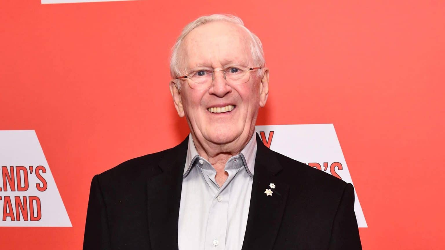 What is Len Cariou doing now? Wife, Children, Net Worth, Height