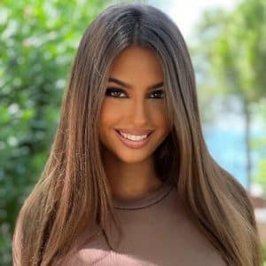 The Naked Truth About Eva Savagiou: Age, Height, Career, Dating
